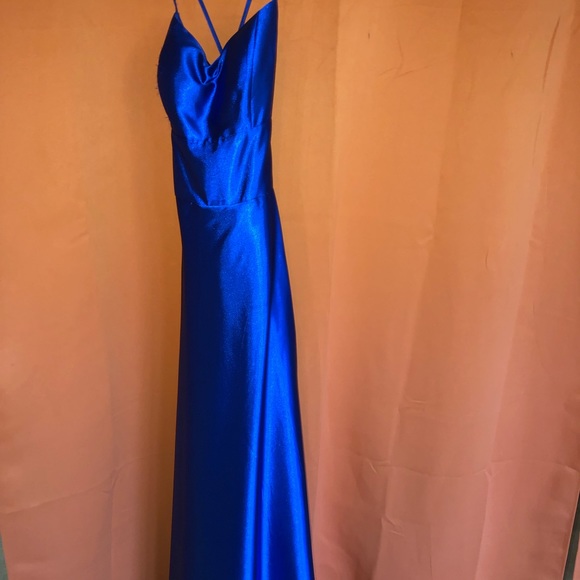 Prom Dress - Picture 2 of 6